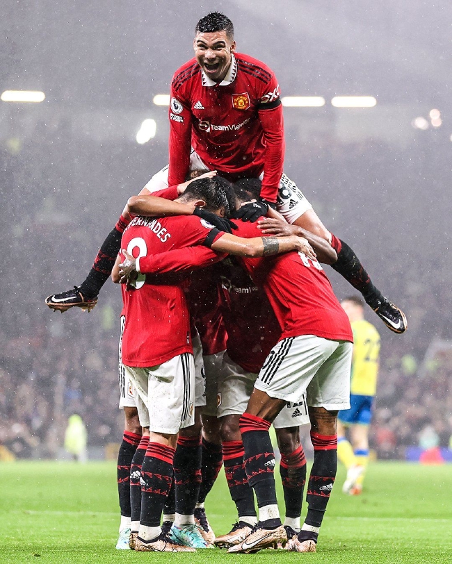 进攻端更是 进攻端更是