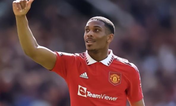 同时也潜藏 同时也潜藏